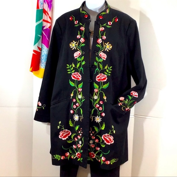 Victor Costa Occasion Floral Embroidered